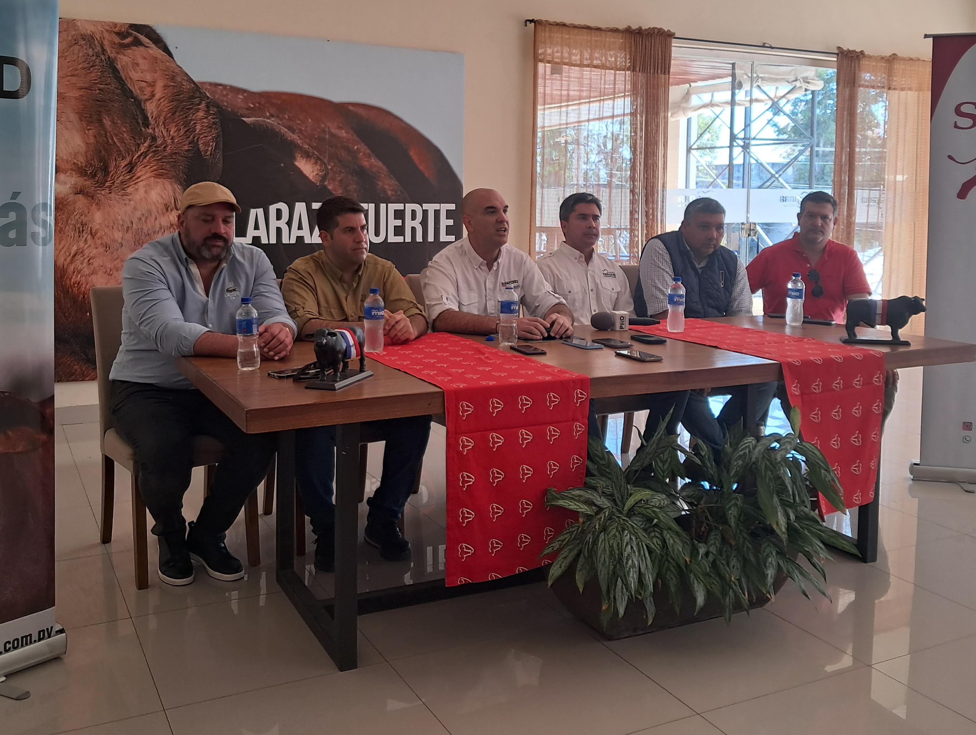 Productores temen millonarias pérdidas si se levanta la vacunación contra la aftosa